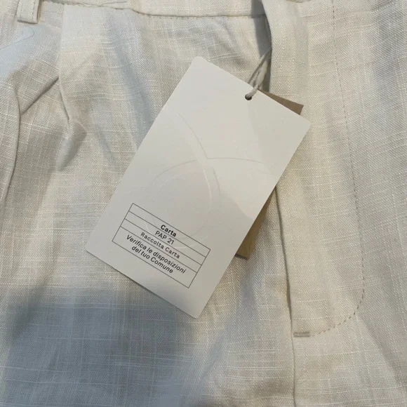 NWT Shein Motf white embroidered shorts size small - Picture 2 of 4